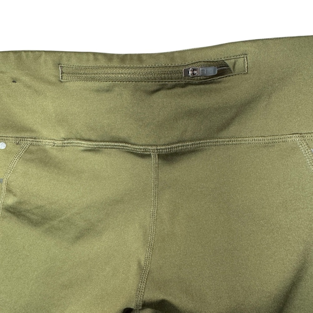 Nike Dri-Fit Dark Green Athletic Leggings with Polka Dot Pattern - Size Medium - Picture 5 of 6